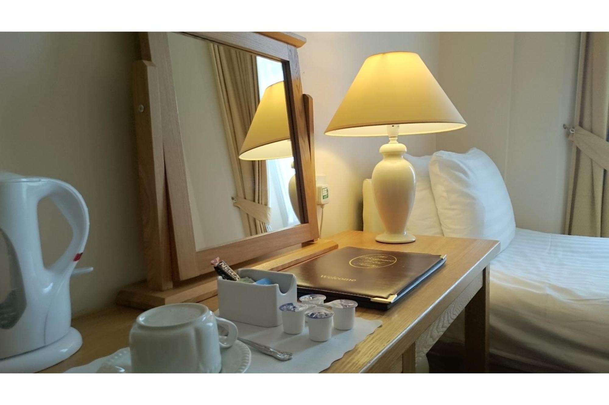 The Belgrave Hotel Тенби Экстерьер фото