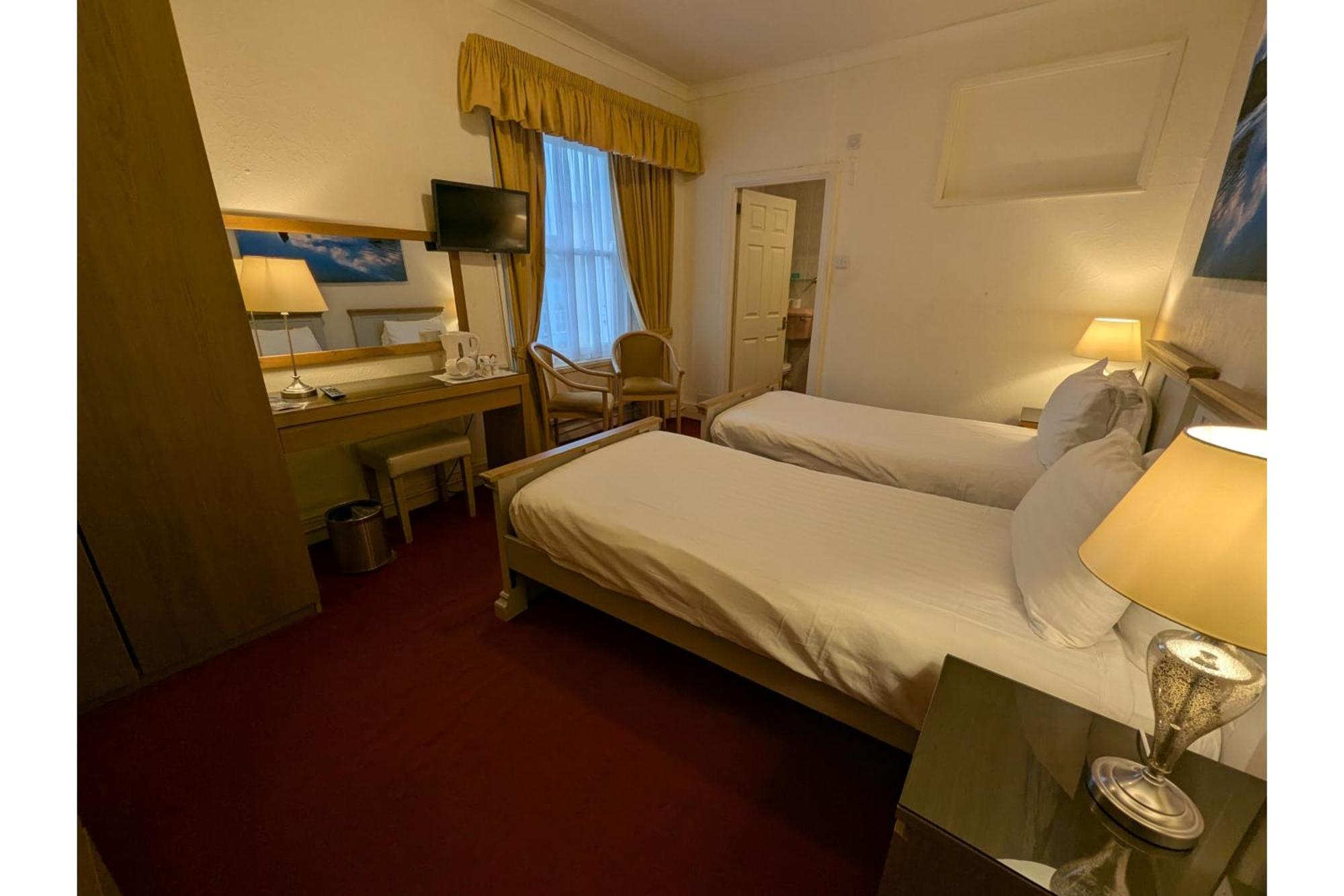 The Belgrave Hotel Тенби Экстерьер фото
